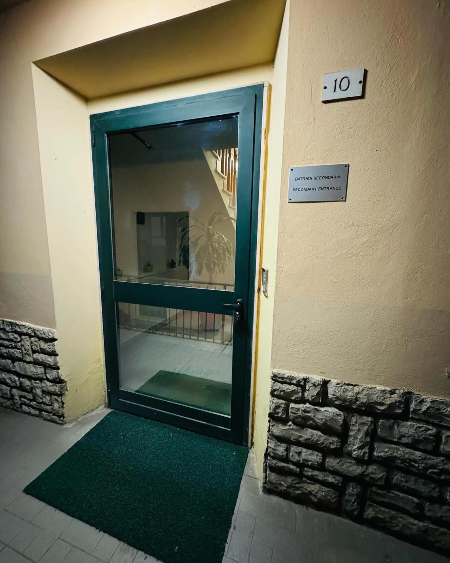Albergo La Posta Arezzo Badia Al Pino Екстериор снимка