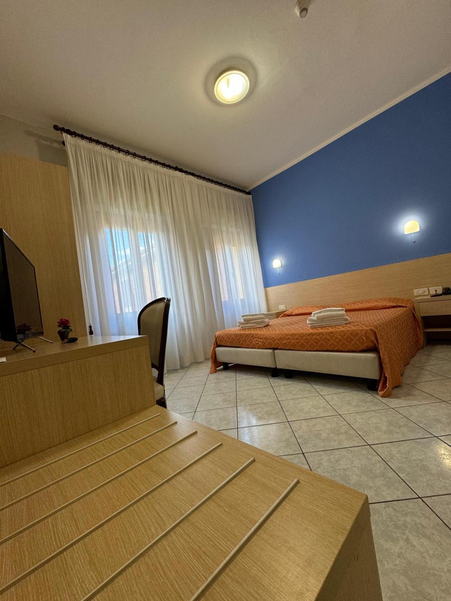 Albergo La Posta Arezzo Badia Al Pino Екстериор снимка