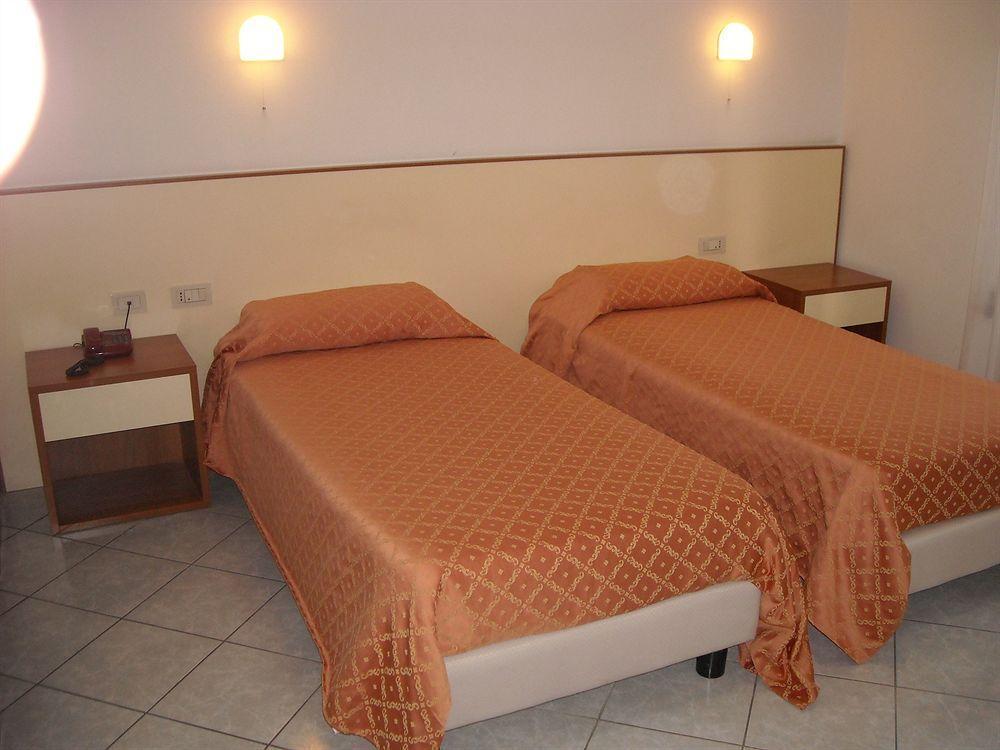 Albergo La Posta Arezzo Badia Al Pino Екстериор снимка
