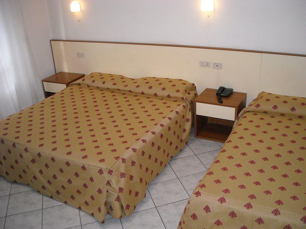 Albergo La Posta Arezzo Badia Al Pino Екстериор снимка
