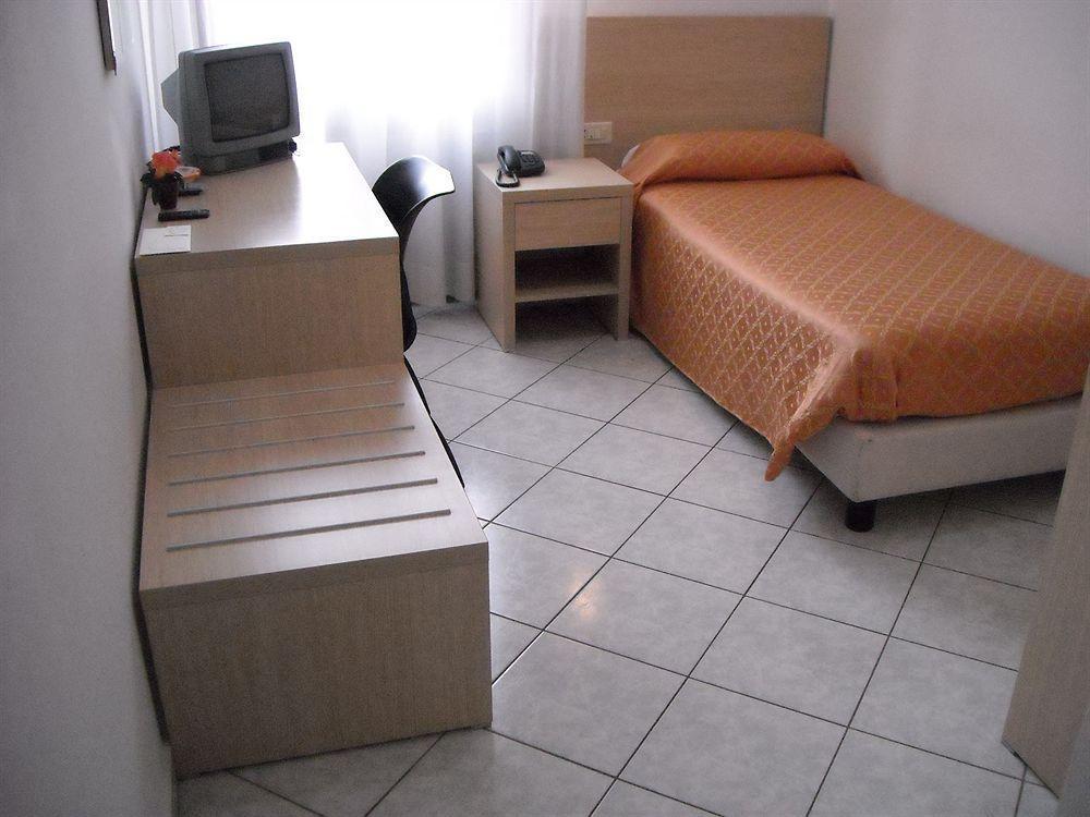 Albergo La Posta Arezzo Badia Al Pino Екстериор снимка