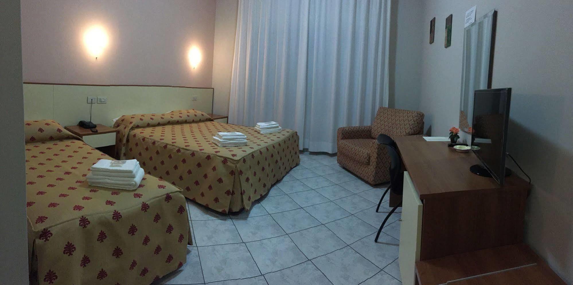 Albergo La Posta Arezzo Badia Al Pino Екстериор снимка