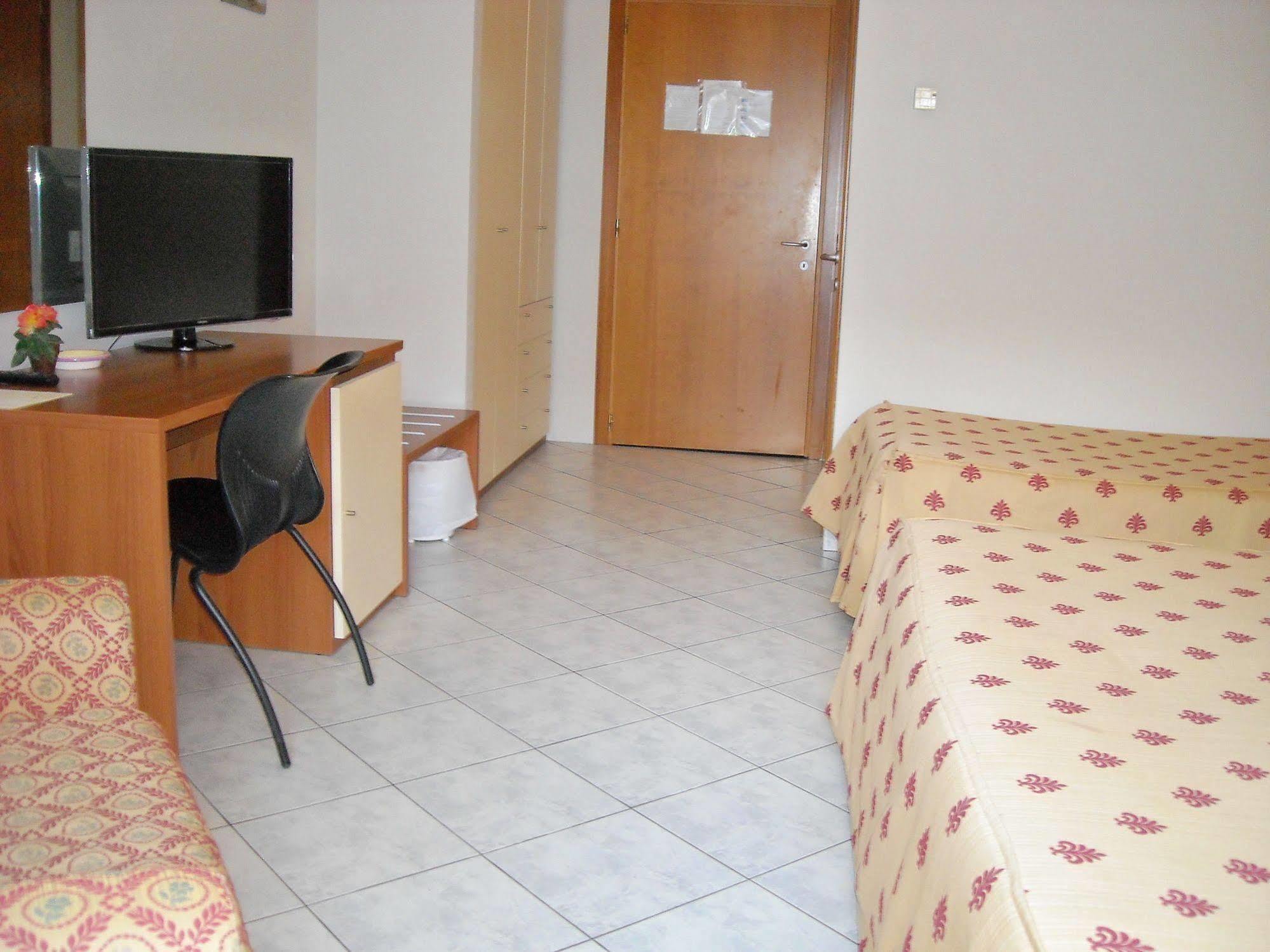 Albergo La Posta Arezzo Badia Al Pino Екстериор снимка